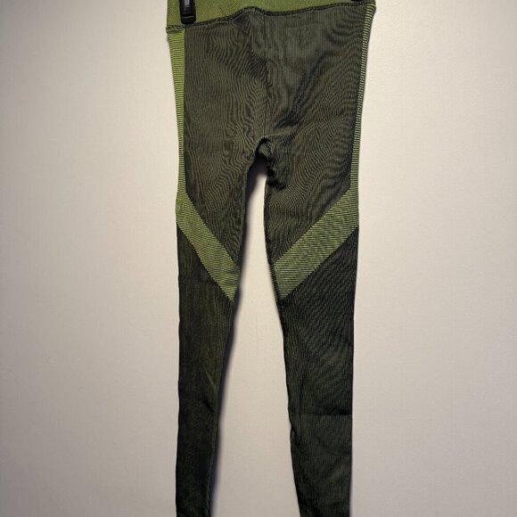 Alo Yoga Illusion Seamless High-Waist Legging Small Anthracite/Highlighter - Picture 7 of 7